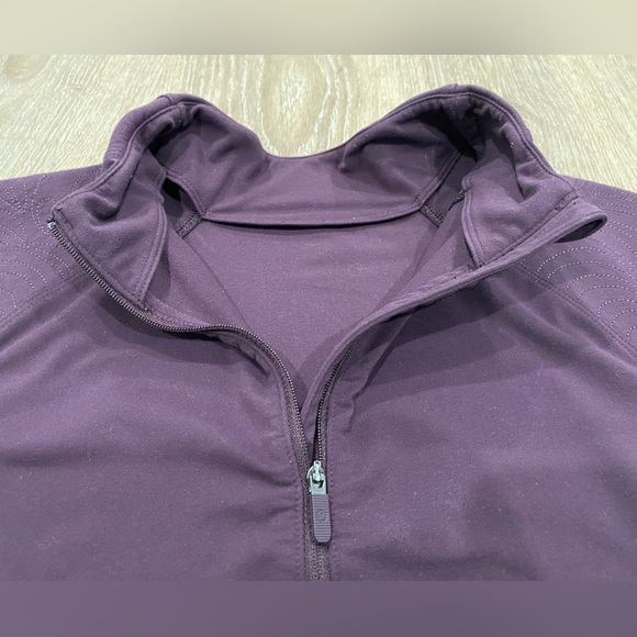 Lululemon Toasty Tech Half Zip - Picture 5 of 9